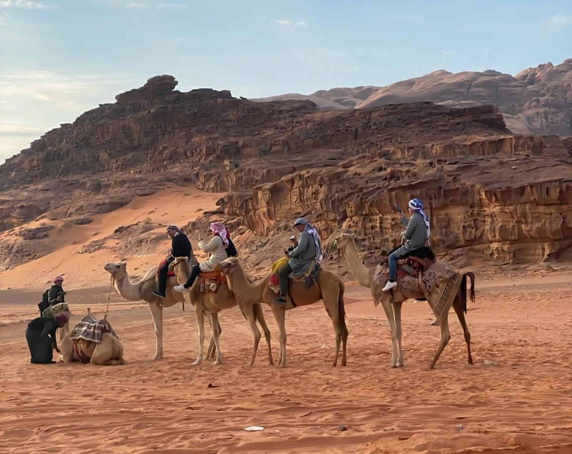 فندق وادي رمفي  مخيم جبل بردى Jabal Burdah Camp المظهر الخارجي الصورة